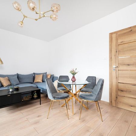 Manufaktura Residence - Apartamenty Prestiz Z Garazem Podziemnym I Dwoma Lazienkami وودج المظهر الخارجي الصورة