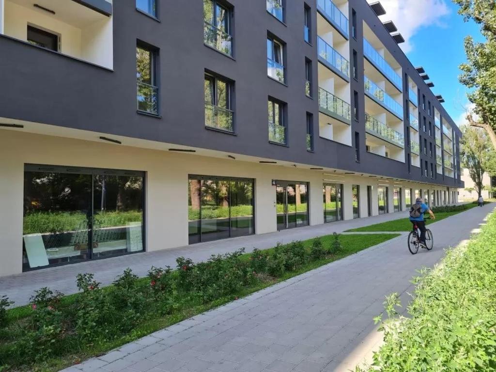 Manufaktura Residence - Apartamenty Prestiz Z Garazem Podziemnym I Dwoma Lazienkami وودج المظهر الخارجي الصورة